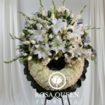 Corona Clásica Media Luna con rosas