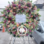 Corona Americana con Rosas y Hortensias